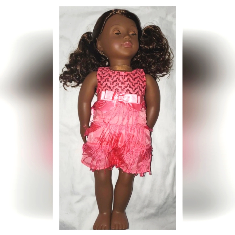 :* Our Generation Doll 18“ African American dark skin Brown Hair & Eyes Freckles